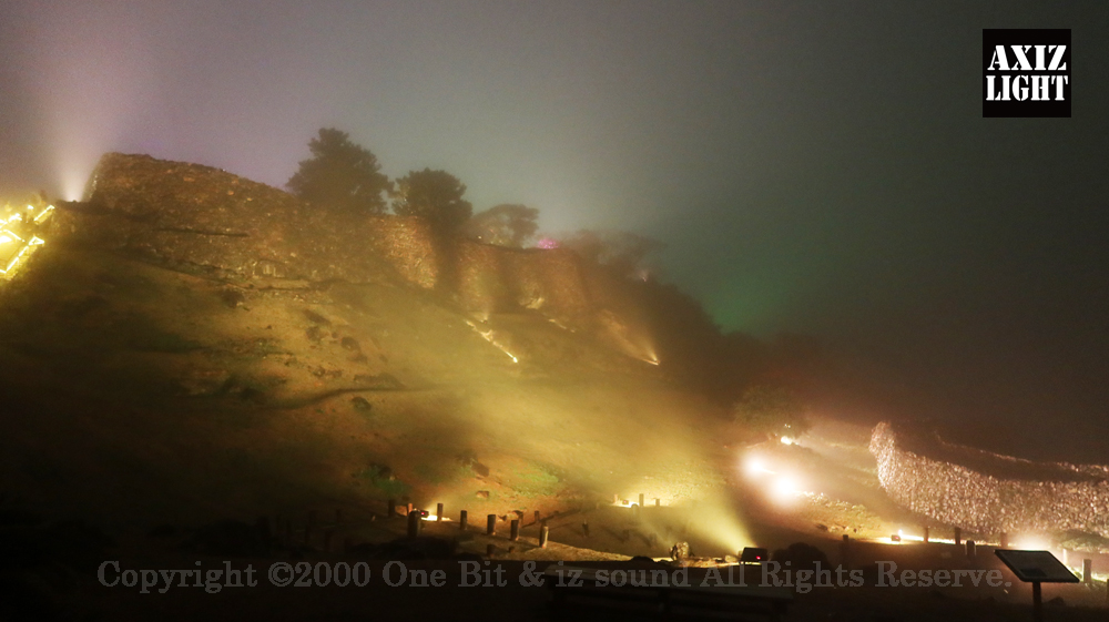 今帰仁グスク桜まつり：夜桜ライトアップ実施写真（45）／世界遺産ライトアップ・今帰仁城跡ライトアップ／OneBit（ワンビット）& AXIZ Light（アクシーズライト）& あくち～む（世界遺産照明プロデュースLighting production, 世界遺産照明デザインlighting design, 世界遺産デジタルプログラムdigital program）