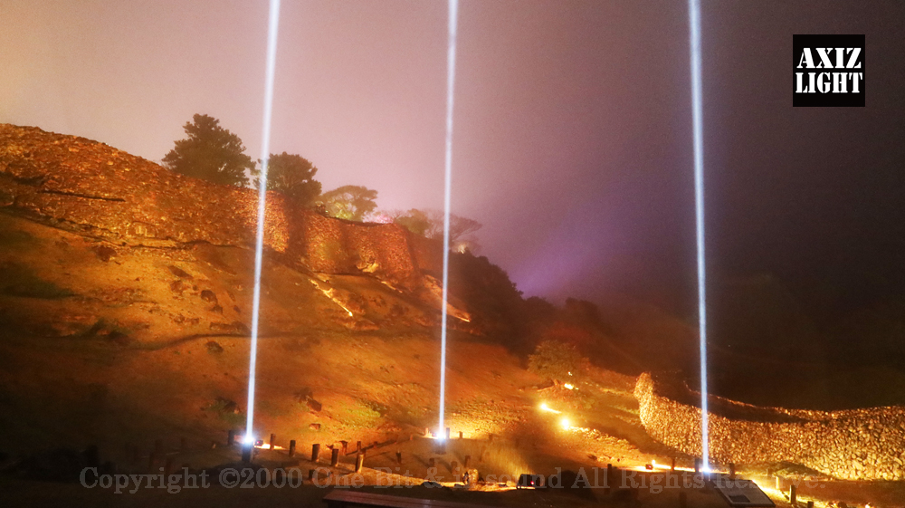 今帰仁グスク桜まつり：夜桜ライトアップ実施写真（51）／世界遺産ライトアップ・今帰仁城跡ライトアップ／OneBit（ワンビット）& AXIZ Light（アクシーズライト）& あくち～む（世界遺産照明プロデュースLighting production, 世界遺産照明デザインlighting design, 世界遺産デジタルプログラムdigital program）